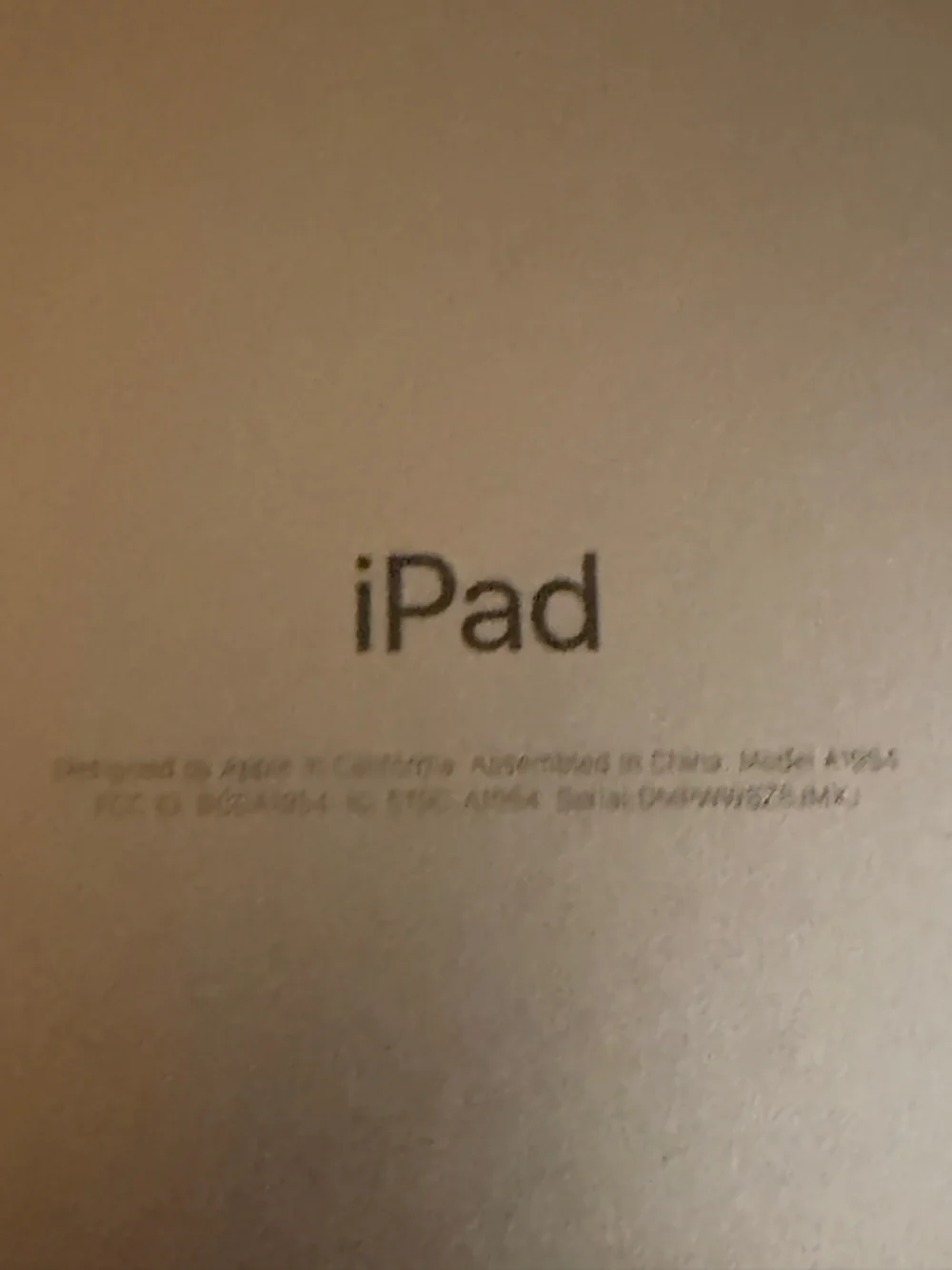 Apple iPad 6th Gen 32GB WiFi & Cellular (unlocked) Rose Gold Like New